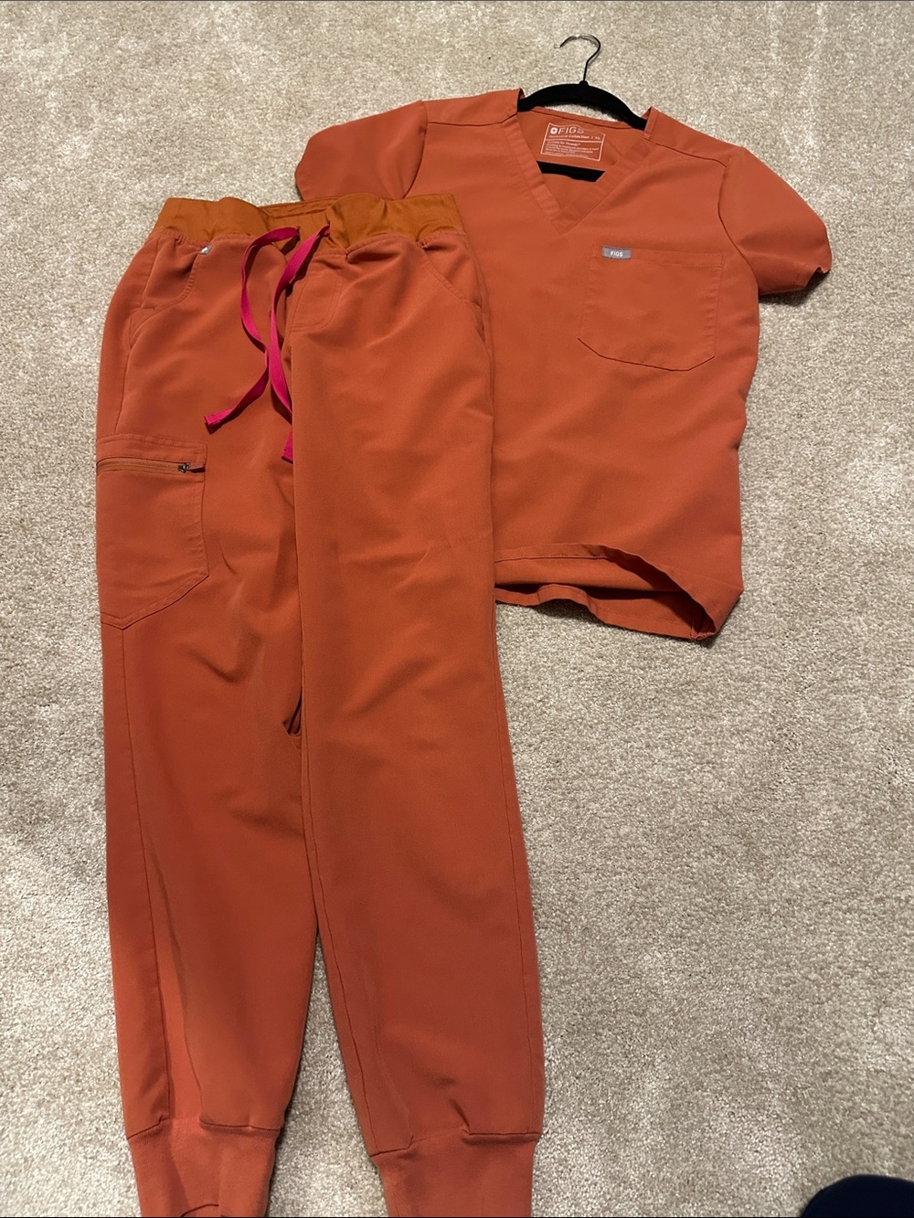 FIGS scrubs set